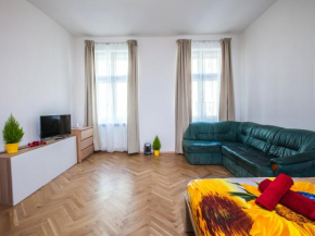  Beautiful Central Apartment Thámova  Прага